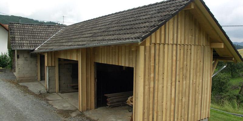 Sanierungsarbeiten einer bestehenden Garage.